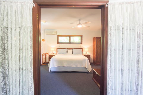 Debbie\'s Place - Accommodation Cooktown 40