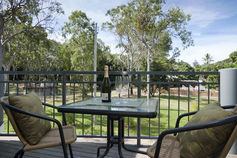 Woodville Beach Townhouse 6 - Accommodation Cooktown 10