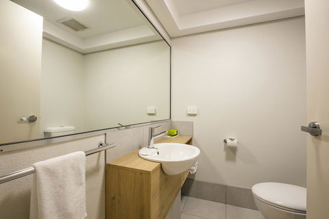 Nightcap At Kawana Waters Hotel - Accommodation Cooktown 32