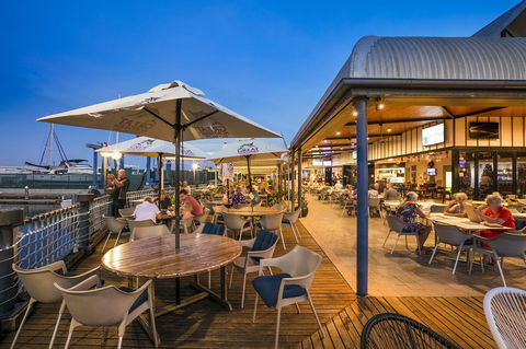 Nightcap At Kawana Waters Hotel - Accommodation Cooktown 20