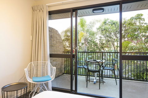 Nightcap At Kawana Waters Hotel - Accommodation Cooktown 30