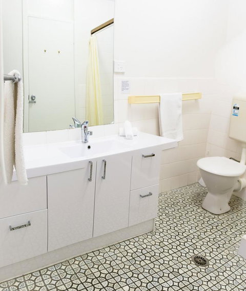 Amaroo On Mandalay, Magnetic Island - Accommodation Cooktown 4