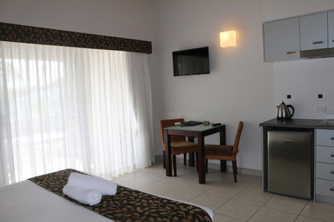 Blue Lagoon Resort - Accommodation Cooktown 19