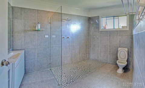 KiteSurf 1770 Beach House - Accommodation Cooktown 3