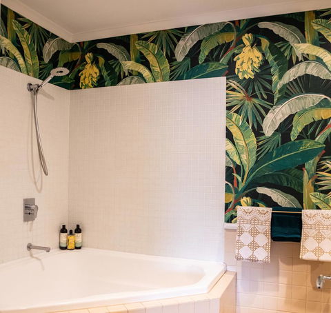 NOMAD - Luxe Apartment - Accommodation Cooktown 11