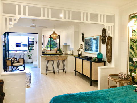 NOMAD - Luxe Apartment - Accommodation Cooktown 41