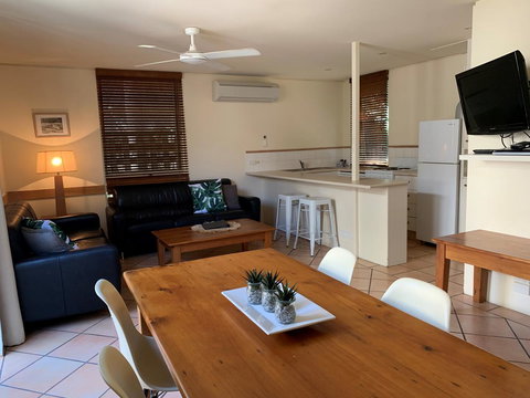 The Hastings Beach Houses - Accommodation Cooktown 13