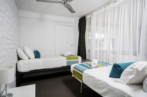 The Beach Motel Hervey Bay - Accommodation Cooktown 30