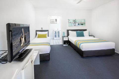 The Beach Motel Hervey Bay - Accommodation Cooktown 31