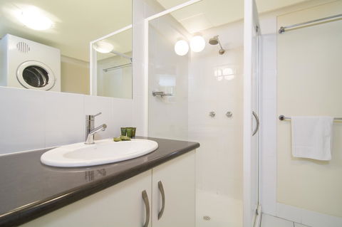 The Port Douglas Queenslander - Accommodation Cooktown 10