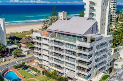 Surfers Chalet - Accommodation Cooktown 9