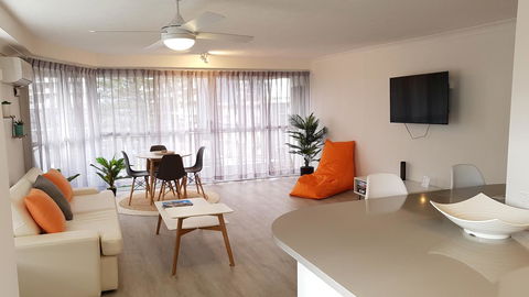 Surfers Chalet - Accommodation Cooktown 11