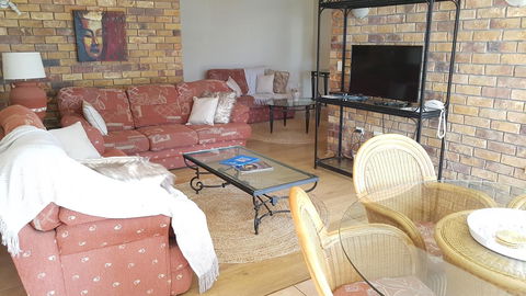 Surfers Chalet - Accommodation Cooktown 24