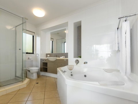 Shorelines - Accommodation Cooktown 40