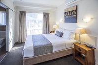 Book Emerald Accommodation Vacations Accommodation Cooktown Accommodation Cooktown