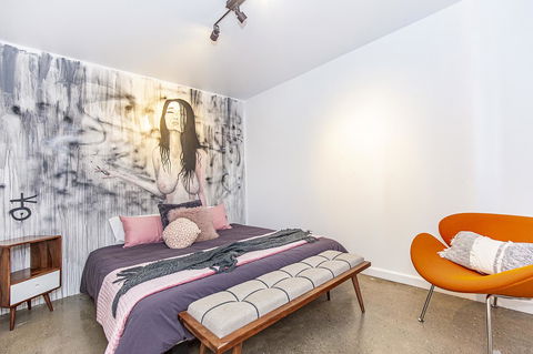 The Pink Hotel Coolangatta - Accommodation Cooktown 13