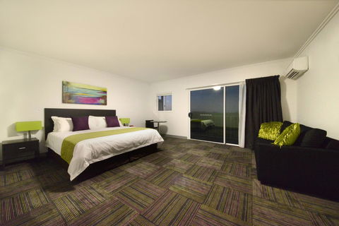 Mackay Oceanside Central Hotel Official - Accommodation Cooktown 24