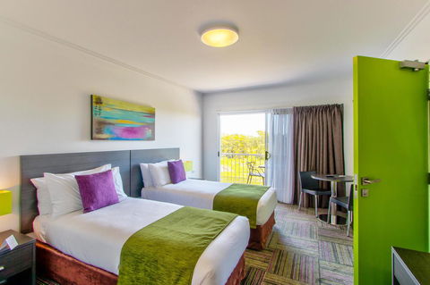 Mackay Oceanside Central Hotel Official - Accommodation Cooktown 11