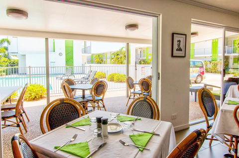 Mackay Oceanside Central Hotel Official - Accommodation Cooktown 4