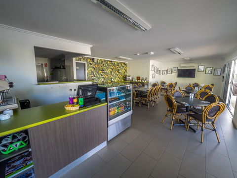 Mackay Oceanside Central Hotel Official - Accommodation Cooktown 31