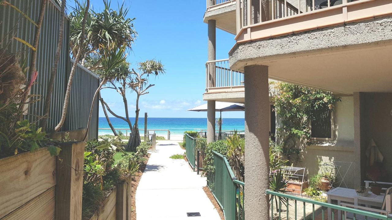 Currumbin QLD Accommodation Cooktown