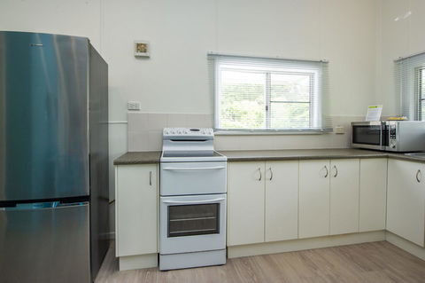 Kooyong Apartment 8 - Accommodation Cooktown 7