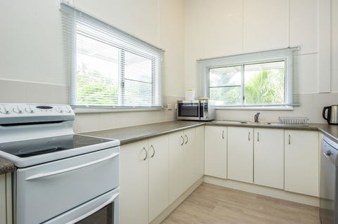 Kooyong Apartment 8 - Accommodation Cooktown 6
