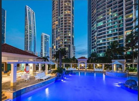 The Towers Of Chevron Renaissance - Holidays Gold Coast - Accommodation Cooktown 5