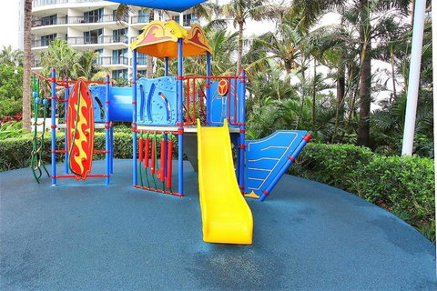 The Towers Of Chevron Renaissance - Holidays Gold Coast - Accommodation Cooktown 11