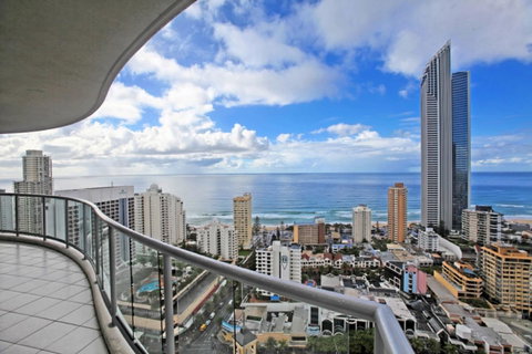 The Towers Of Chevron Renaissance - Holidays Gold Coast - Accommodation Cooktown 36