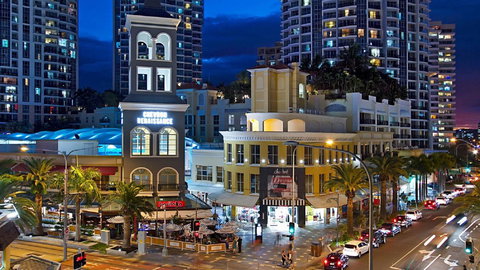 The Towers Of Chevron Renaissance - Holidays Gold Coast - Accommodation Cooktown 14