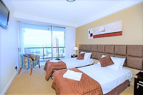 The Towers Of Chevron Renaissance - Holidays Gold Coast - Accommodation Cooktown 33