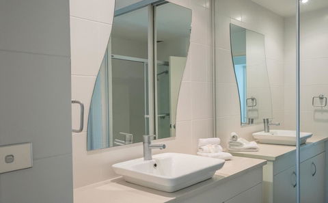 De Ville Apartments - Accommodation Cooktown 25