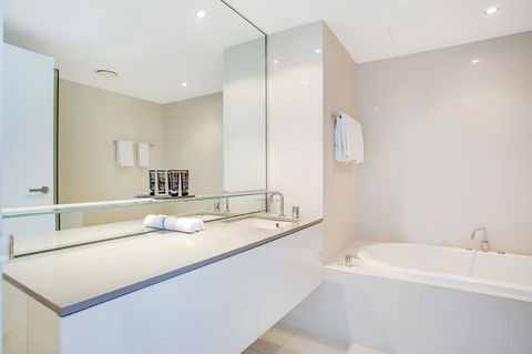 Mantra Circle On Cavill - Accommodation Cooktown 37