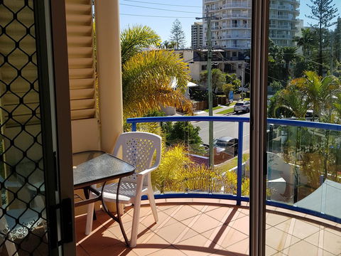 Surfers Beach Resort One - Accommodation Cooktown 23