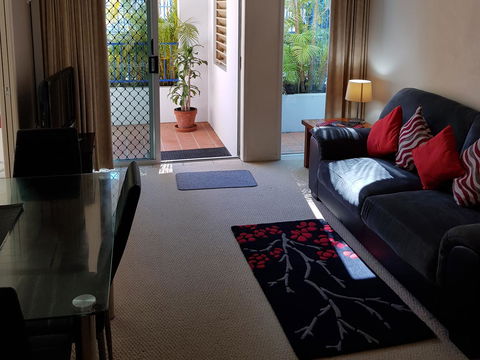Surfers Beach Resort One - Accommodation Cooktown 17