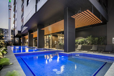 Atlas Apartments By CLLIX - Accommodation Cooktown 4