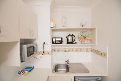 Bay Of Palms - Accommodation Cooktown 42