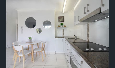 Bay Of Palms - Accommodation Cooktown 3