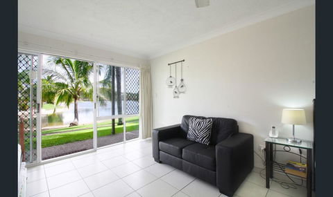 Bay Of Palms - Accommodation Cooktown 2
