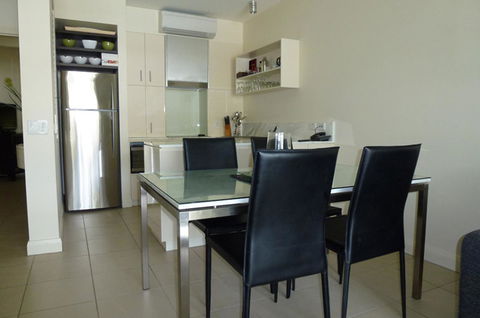 5231 BEACH CLUB PENTHOUSE - Accommodation Cooktown 2