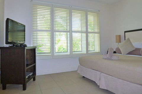 5231 BEACH CLUB PENTHOUSE - Accommodation Cooktown 7