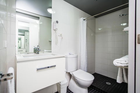 George Williams Hotel - Accommodation Cooktown 43