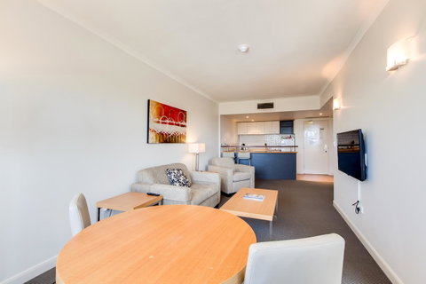 Central Cosmo Apartment Hotel - Accommodation Cooktown 25