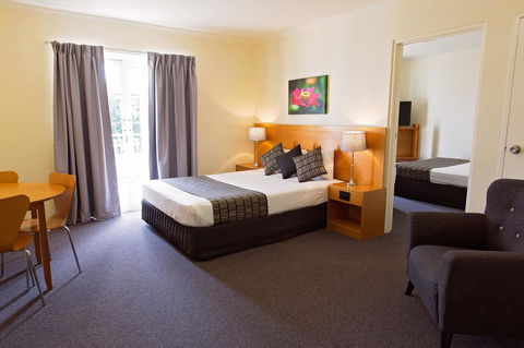 White Lace Motor Inn - Accommodation Cooktown 18