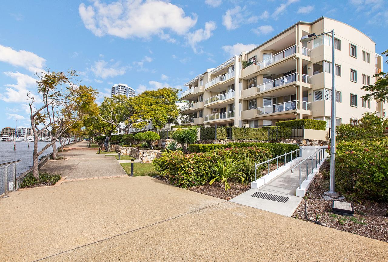 Kangaroo Point QLD Accommodation Cooktown