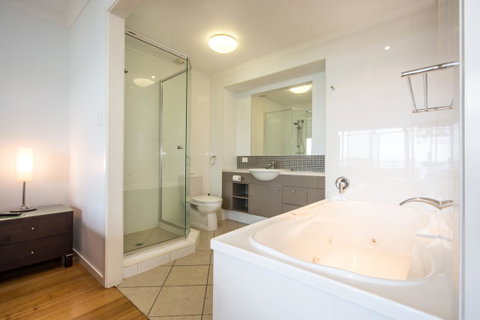 Shorelines Apartments On Hamilton Island By HIHA - Accommodation Cooktown 3