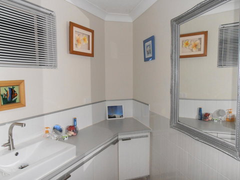 VILY Place - Accommodation Cooktown 6