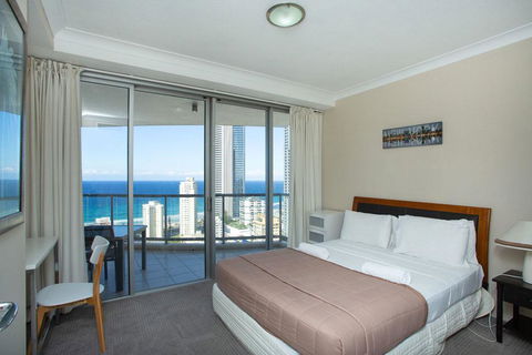 Chevron Renaissance - Private Apartments - Accommodation Cooktown 40