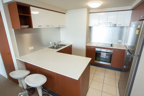 Chevron Renaissance - Private Apartments - Accommodation Cooktown 6